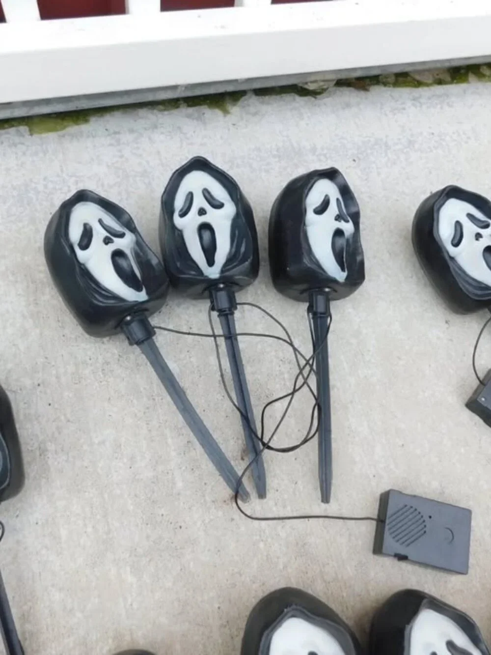 Halloween Haunted House Props Yard Ghost Pathway Lights Spooky Sound Ghost Face